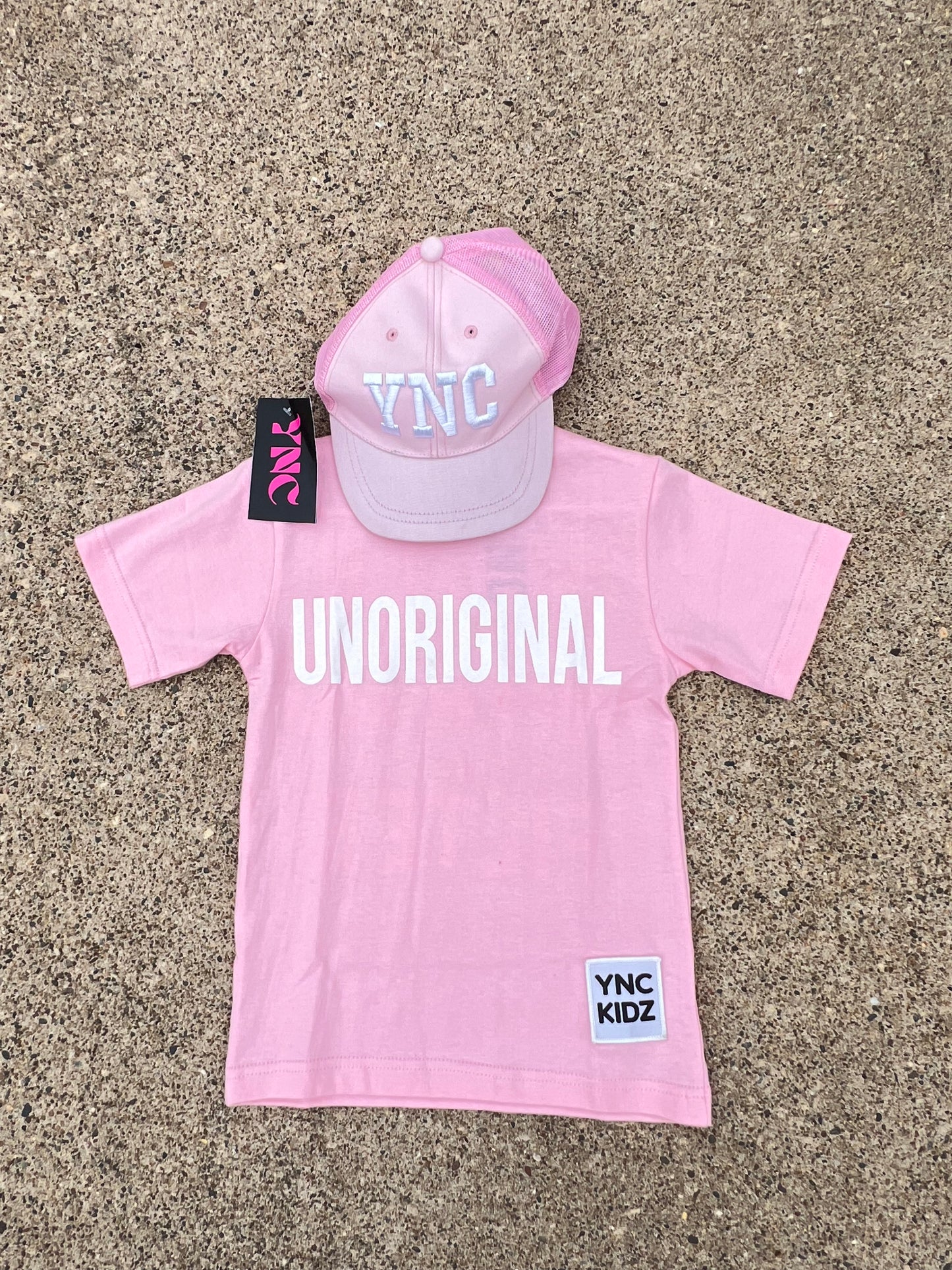 UNORIGINAL TEE